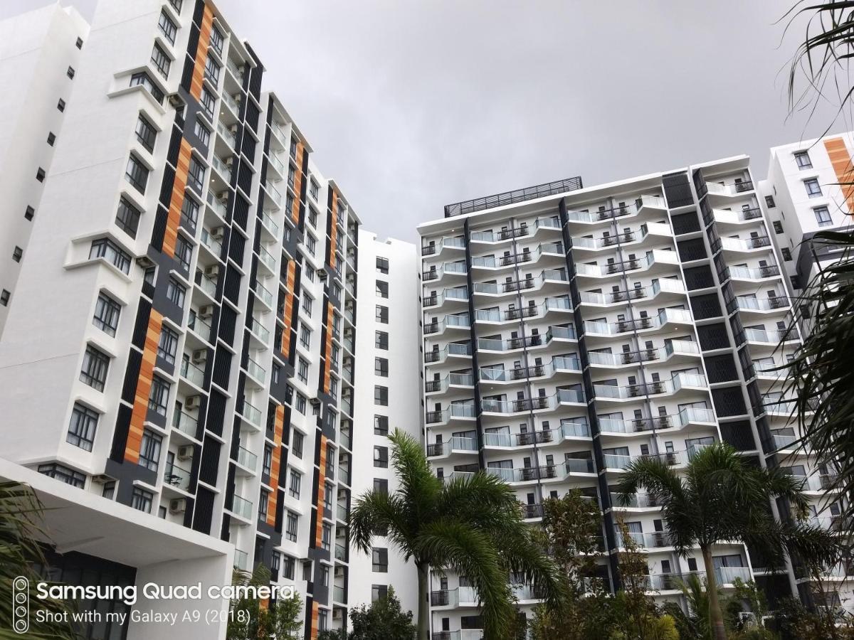 De Lavelle Suites @ Timur Bay Seafront Residence Kuantan Luaran gambar