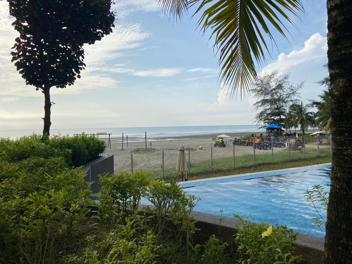 De Lavelle Suites @ Timur Bay Seafront Residence Kuantan Luaran gambar